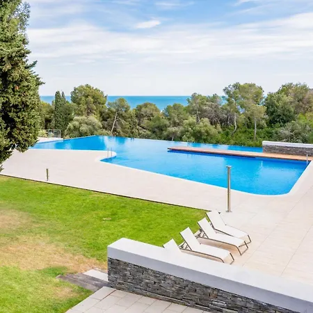 Casa Del Mar Apartment